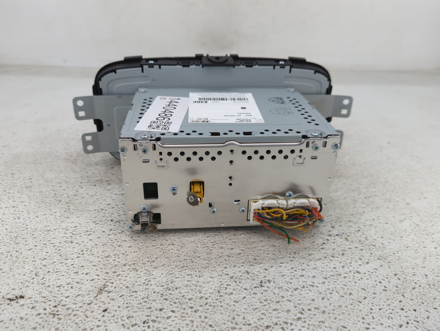 2017-2019 Kia Soul Radio AM FM Cd Player Receiver Replacement P/N:96180-B2360CA Fits Fits 2017 2018 2019 OEM Used Auto Parts