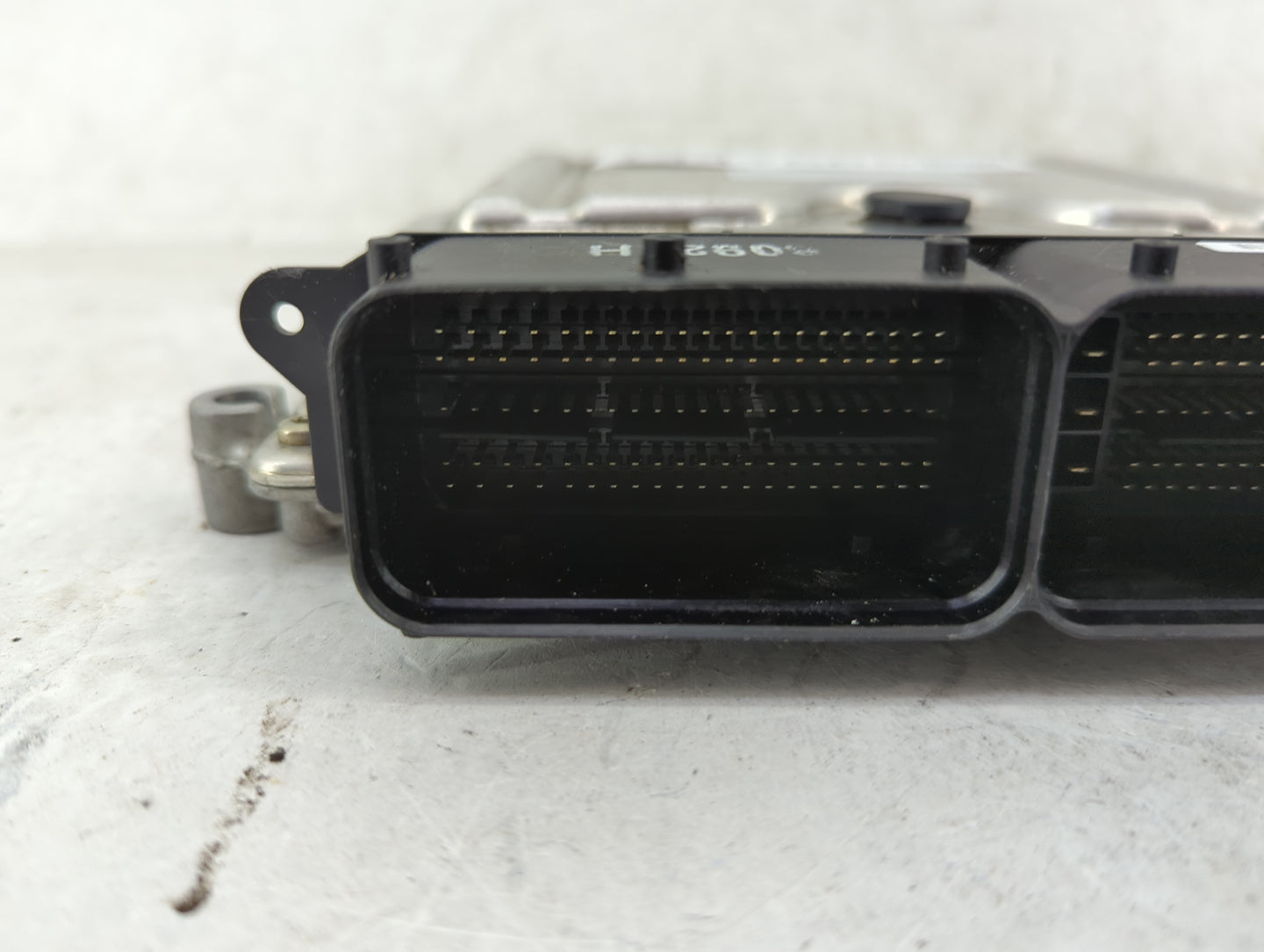 2017-2019 Kia Soul PCM Engine Control Computer ECU ECM PCU OEM P/N:39110-2BPG5 Fits Fits 2017 2018 2019 OEM Used Auto Parts 