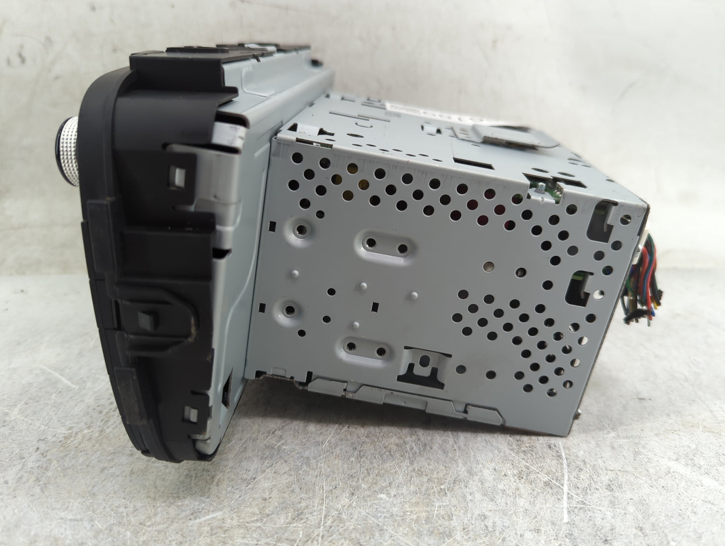 2017 Kia Soul Radio AM FM Cd Player Receiver Replacement P/N:96560-B2410CA AVC31B2AN, AVC31B2AN Fits OEM Used Auto Parts - O