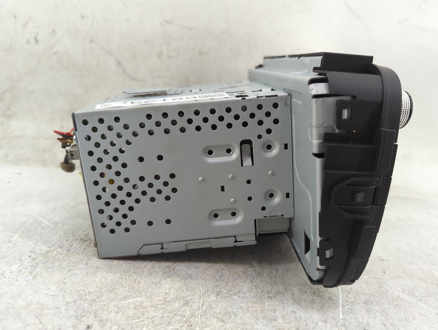 2017 Kia Soul Radio AM FM Cd Player Receiver Replacement P/N:96560-B2410CA AVC31B2AN, AVC31B2AN Fits OEM Used Auto Parts - O