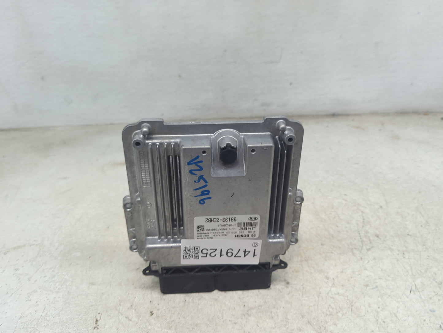 2017-2018 Kia Soul PCM Engine Control Computer ECU ECM PCU OEM P/N:39133-2EHB2 0261S16856 Fits Fits 2017 2018 OEM Used Auto 