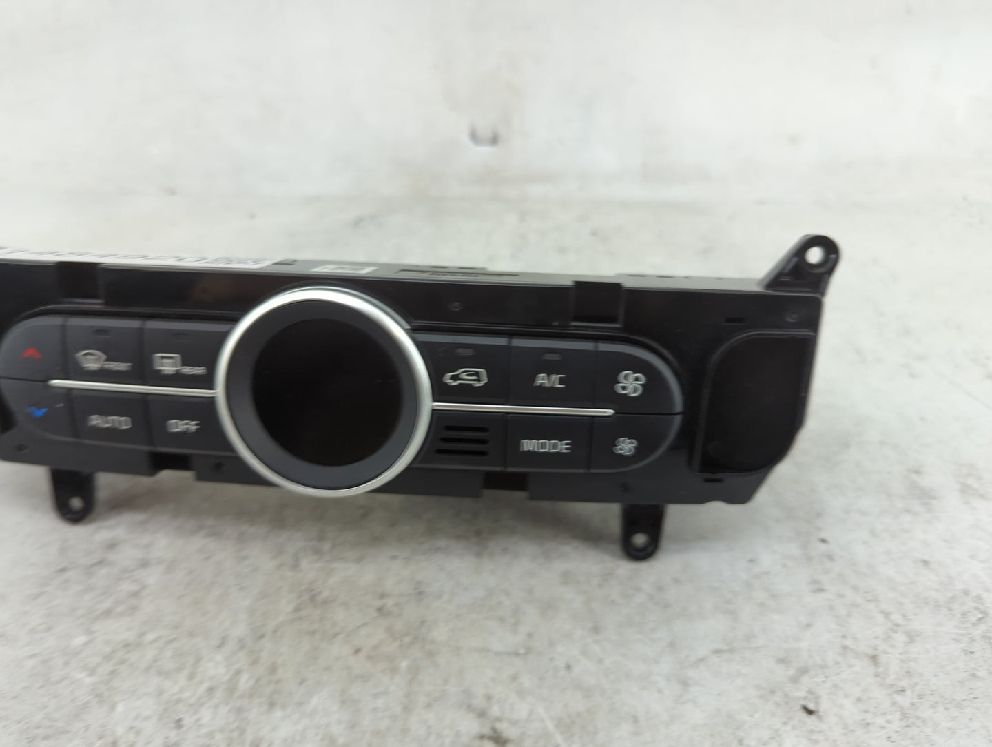 2017-2019 Kia Soul Climate Control Module Temperature AC/Heater Replacement P/N:97250-B2DQ1CA Fits Fits 2017 2018 2019 OEM U