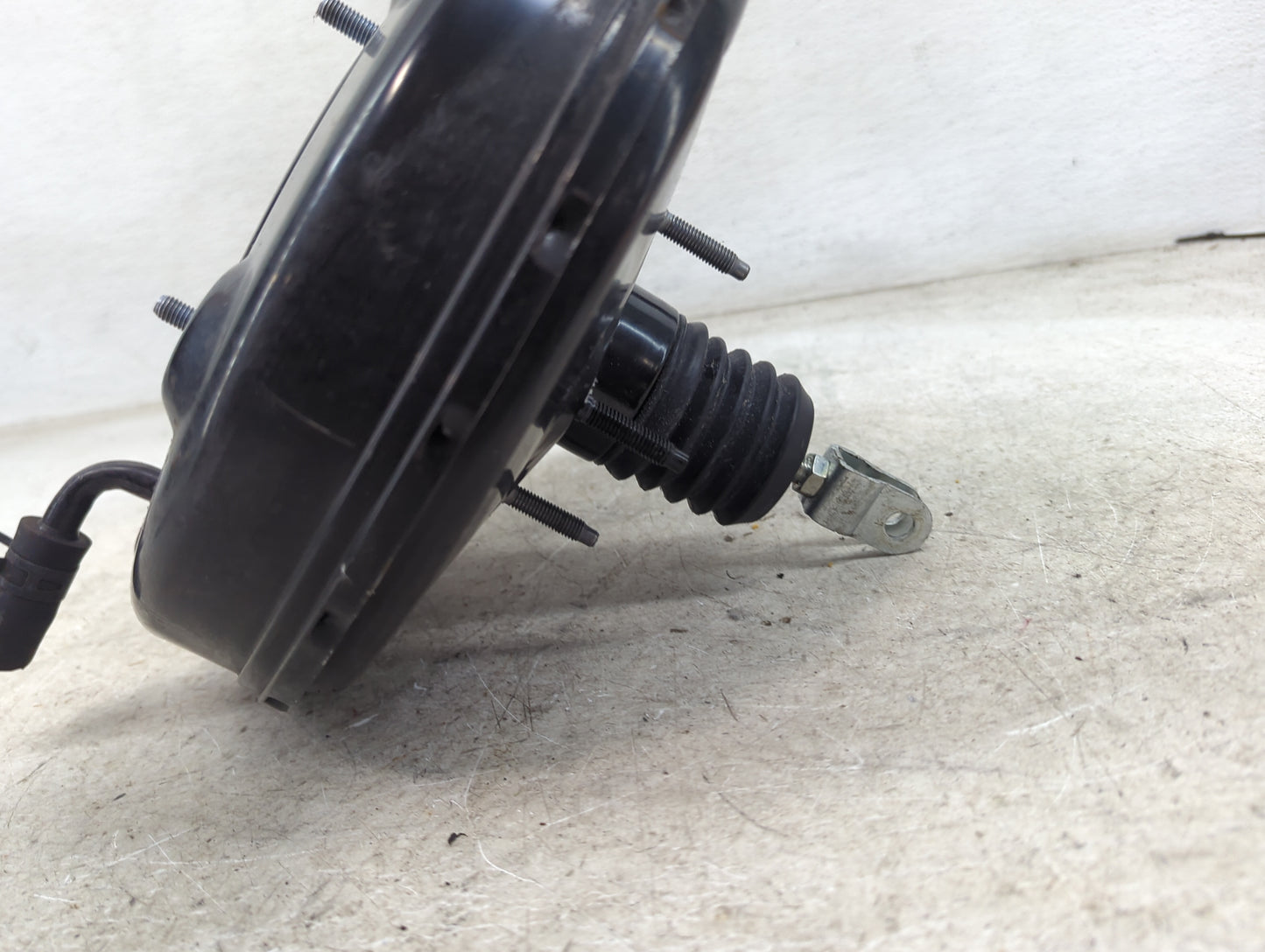 2017-2019 Kia Soul Power Brake Booster Oem 1489979 - Oemusedautoparts1.com
