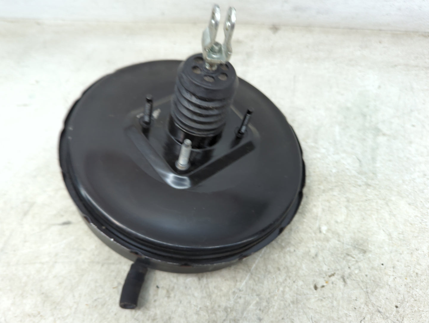 2017-2019 Kia Soul Power Brake Booster Oem 1489979 - Oemusedautoparts1.com