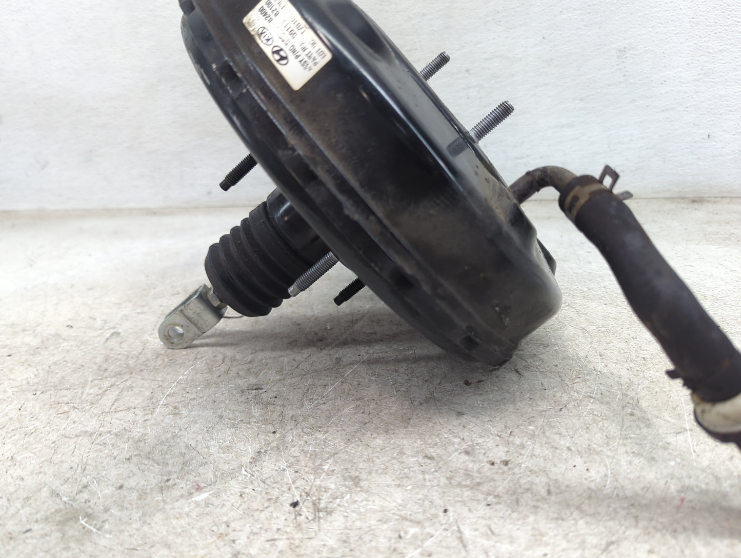2017-2019 Kia Soul Power Brake Booster Oem 1490161 - Oemusedautoparts1.com