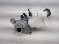 2017-2019 Kia Soul Brake Master Cylinder 1492072 - Oemusedautoparts1.com