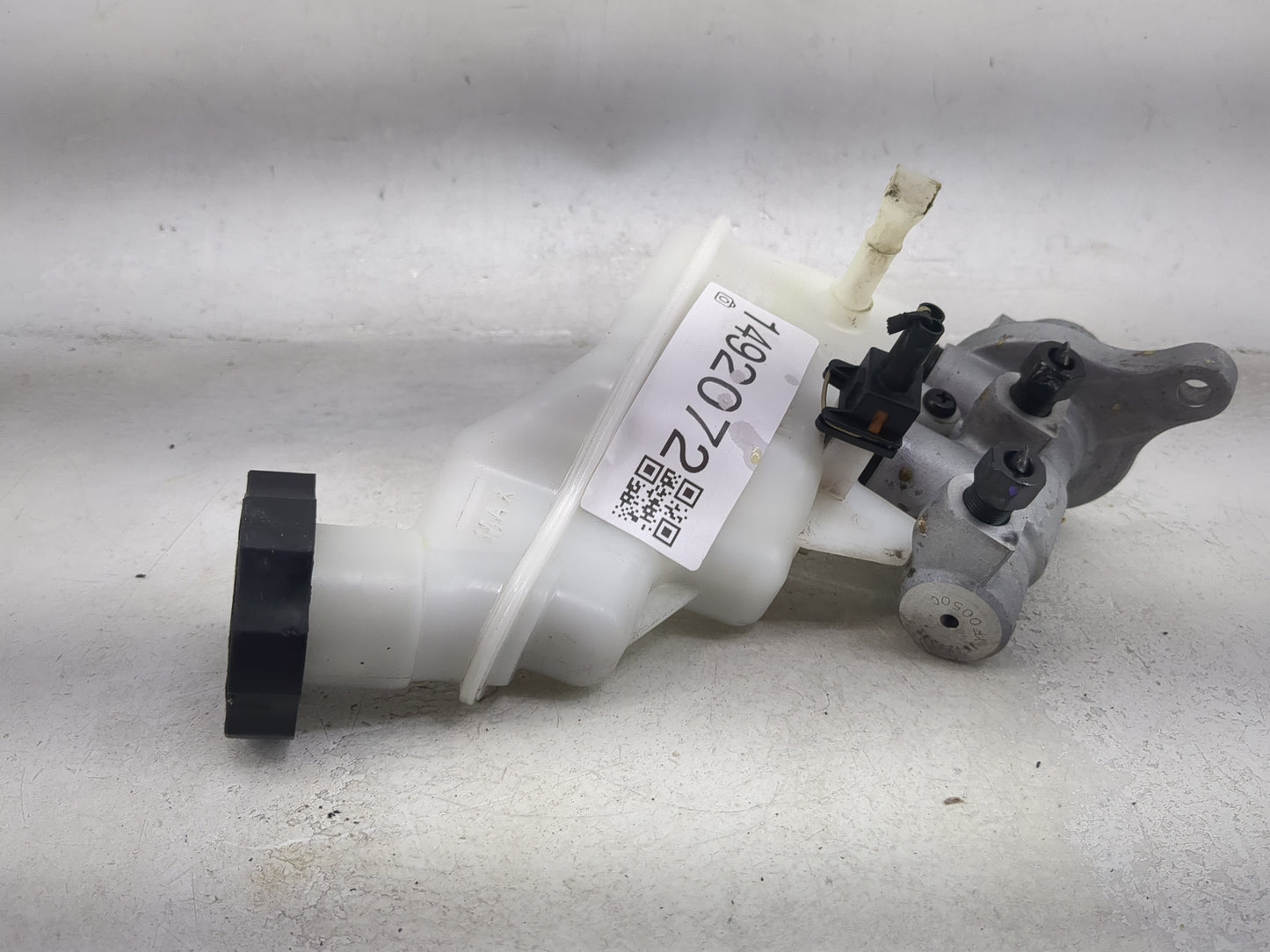 2017-2019 Kia Soul Brake Master Cylinder 1492072 - Oemusedautoparts1.com