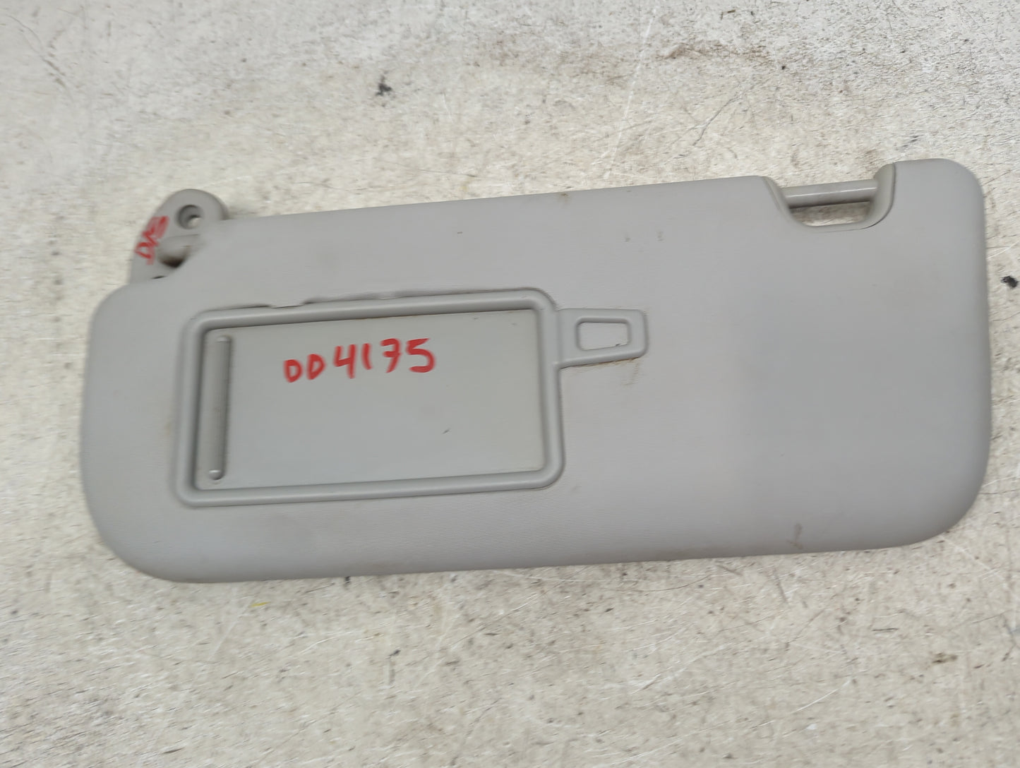 2015-2019 Kia Soul Sun Visor Shade Replacement Passenger Right Mirror Fits Fits 2015 2016 2017 2018 2019 OEM Used Auto Parts