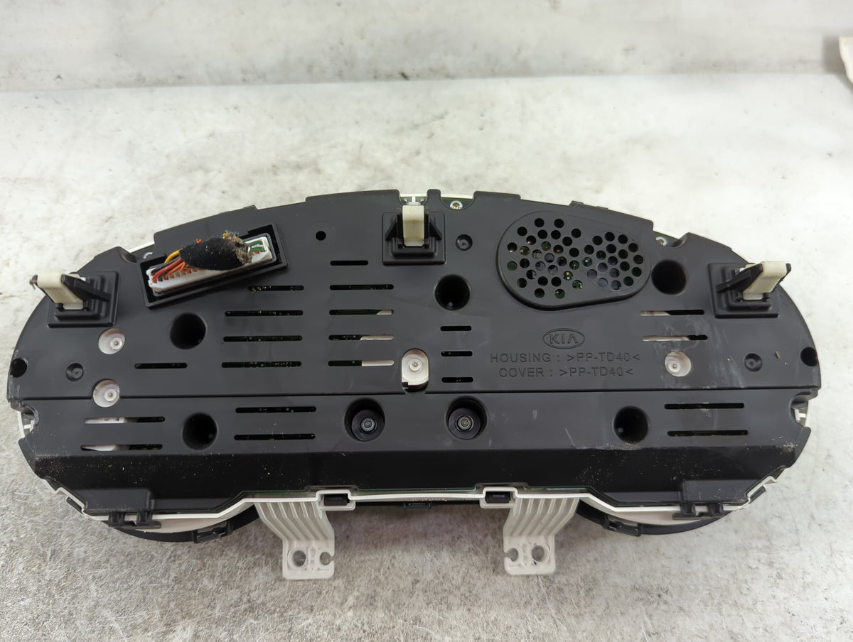 2017-2019 Kia Soul Instrument Cluster Speedometer Gauges P/N:94006-B2720 Miles: Fits Fits 2017 2018 2019 OEM Used Auto Parts