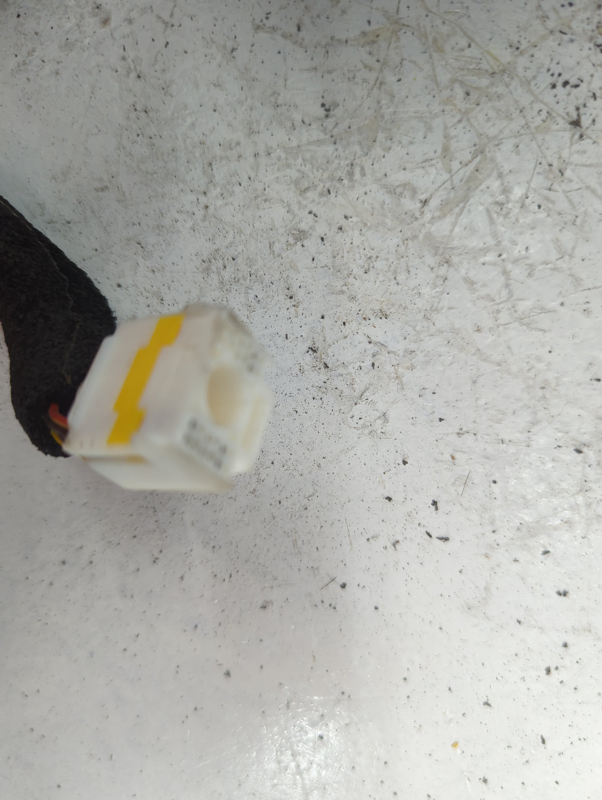 2014-2019 Kia Soul Passenger Side View Mirror - Right Door Mirror OEM Used - Oemusedautoparts1.com