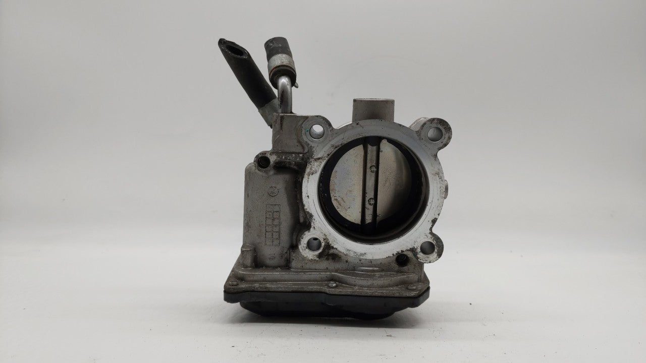 2014-2019 Kia Soul Throttle Body P/N:35100-2E000 Fits Fits 2011 2012 2013 2014 2015 2016 2017 2018 2019 2020 2021 OEM Used A
