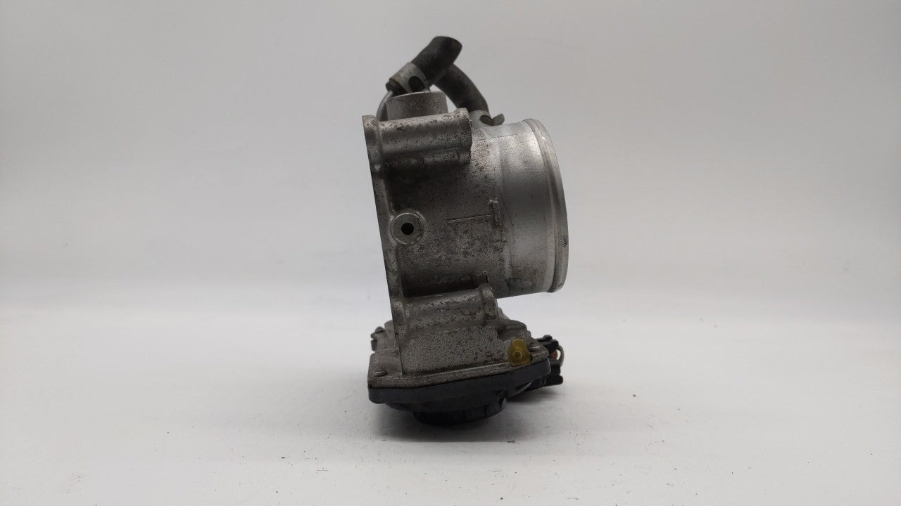 2014-2019 Kia Soul Throttle Body P/N:35100-2E000 Fits Fits 2011 2012 2013 2014 2015 2016 2017 2018 2019 2020 2021 OEM Used A