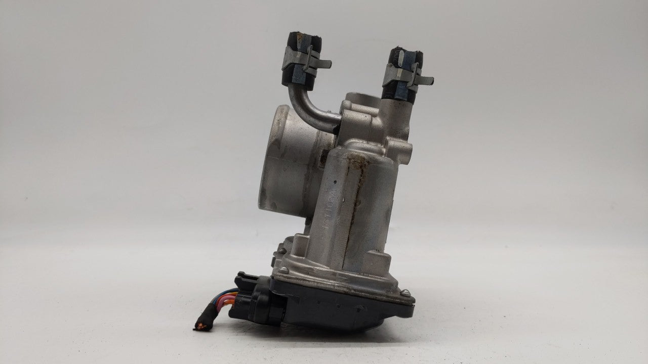 2012-2019 Kia Soul Throttle Body P/N:5302-1S02 35100-2B300 Fits Fits 2012 2013 2014 2015 2016 2017 2018 2019 OEM Used Auto P