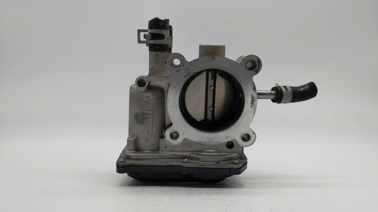 2012-2019 Kia Soul Throttle Body P/N:5302-1S02 35100-2B300 Fits Fits 2012 2013 2014 2015 2016 2017 2018 2019 OEM Used Auto P