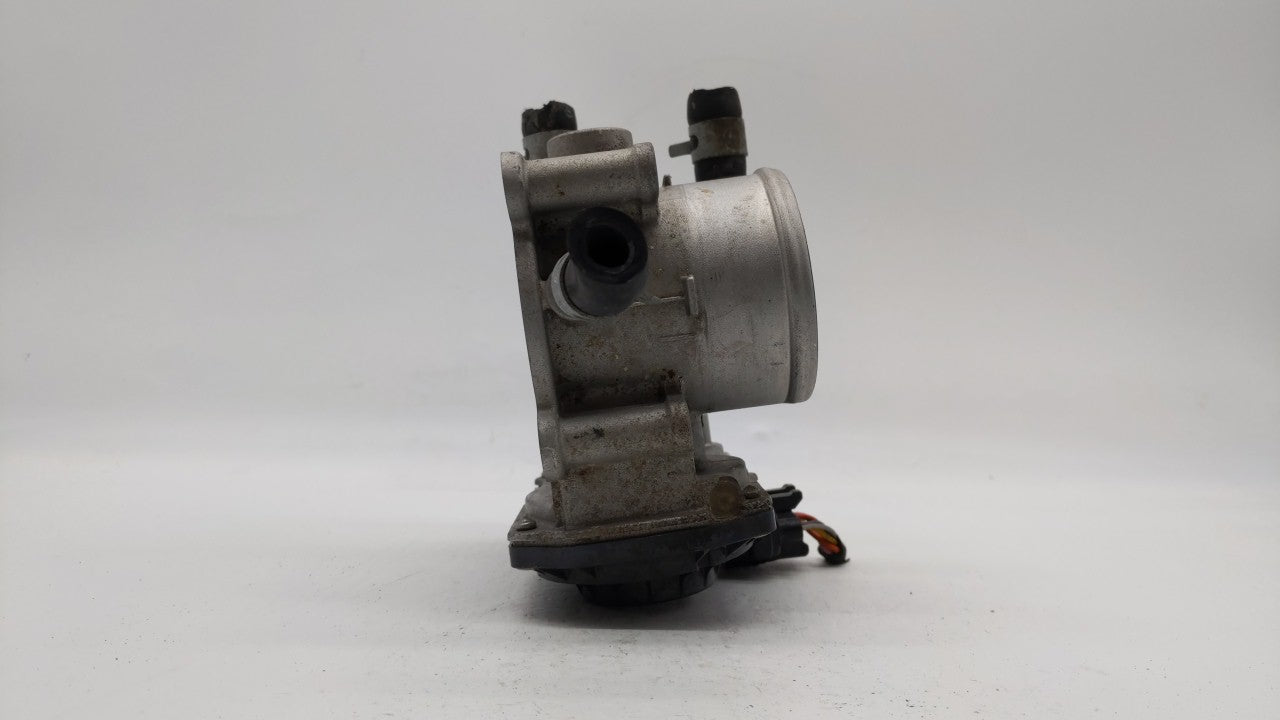 2012-2019 Kia Soul Throttle Body P/N:5302-1S02 35100-2B300 Fits Fits 2012 2013 2014 2015 2016 2017 2018 2019 OEM Used Auto P