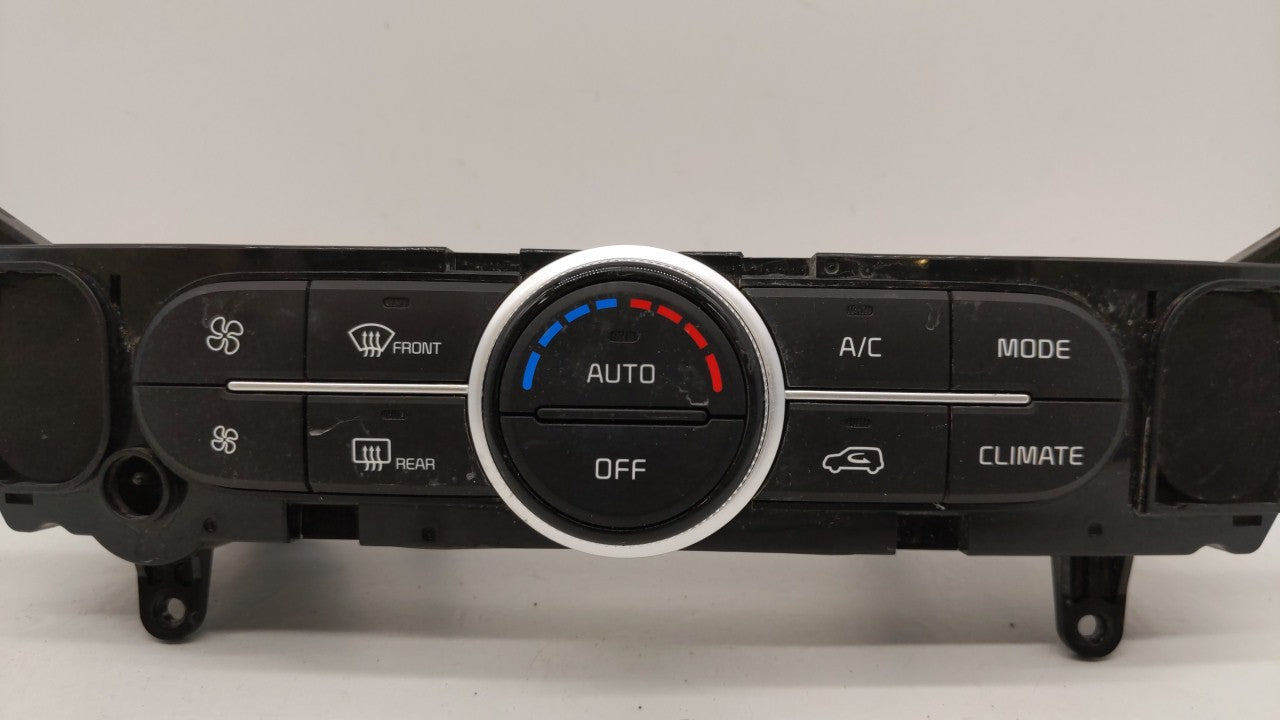 2017-2019 Kia Soul Climate Control Module Temperature AC/Heater Replacement P/N:97250-B2DQ1CA 97250-B2GQ1CA Fits OEM Used Au