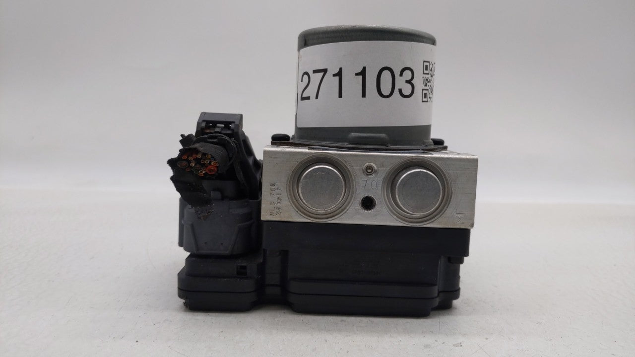 2017-2019 Kia Soul ABS Pump Control Module Replacement P/N:B2589-33540 58900-B2120, B2589-24540 Fits Fits 2017 2018 2019 OEM