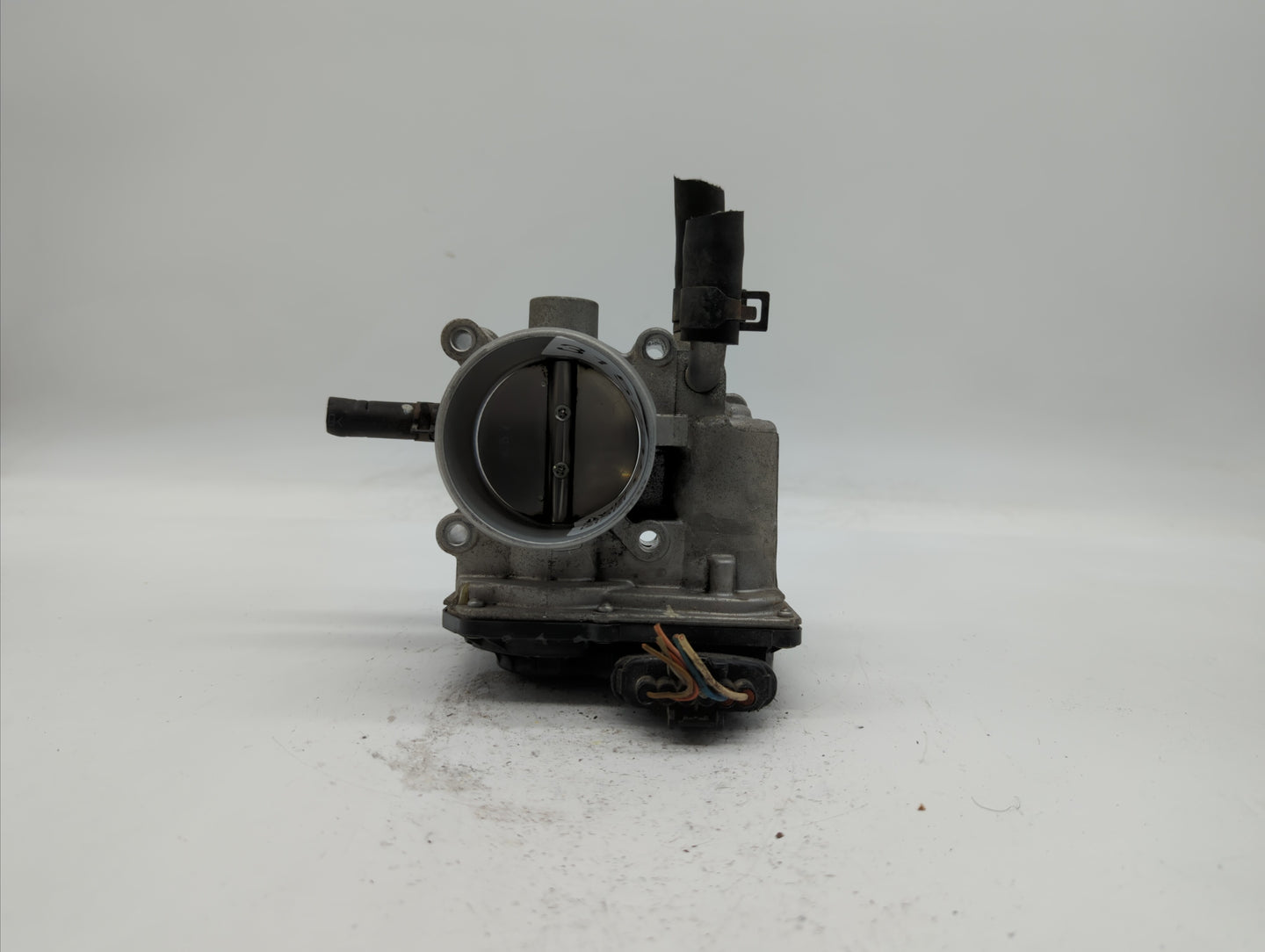 2012-2019 Kia Soul Throttle Body P/N:35100-2B310 5302-1S02, 35100-2B300 Fits Fits 2012 2013 2014 2015 2016 2017 2018 2019 OE