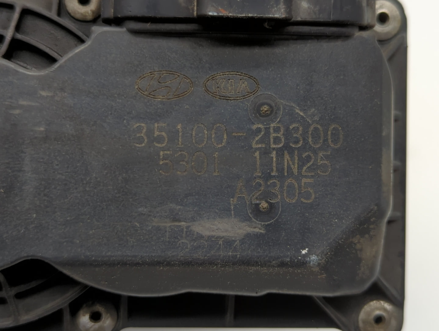 2012-2019 Kia Soul Throttle Body P/N:35100-2B310 5302-1S02, 35100-2B300 Fits Fits 2012 2013 2014 2015 2016 2017 2018 2019 OE