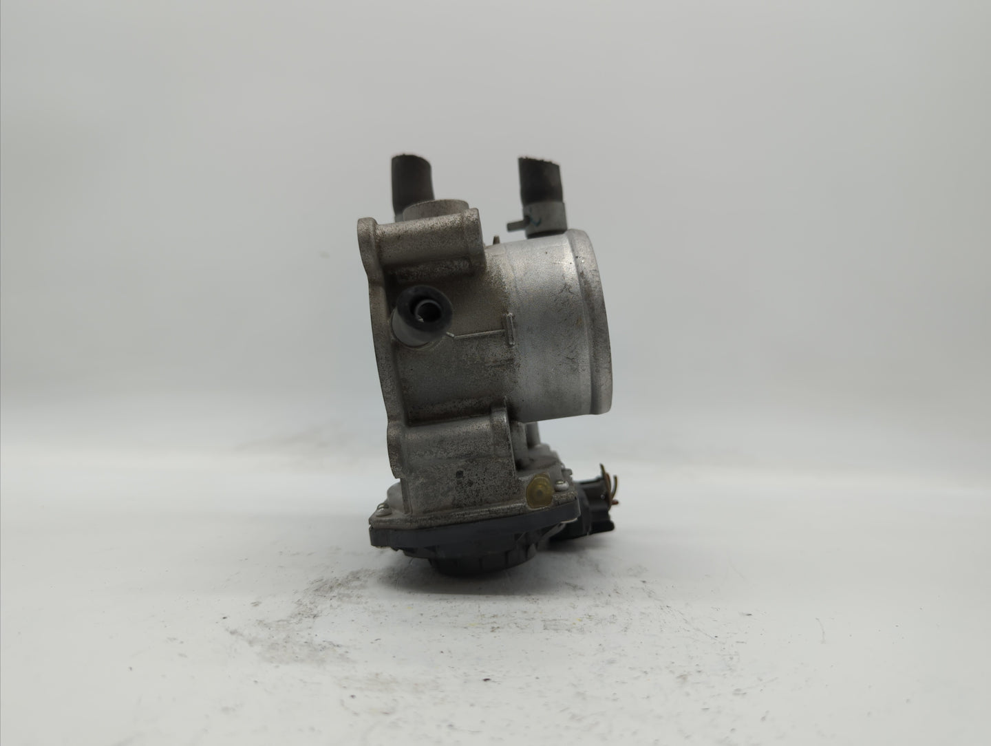 2012-2019 Kia Soul Throttle Body P/N:35100-2B310 5302-1S02, 35100-2B300 Fits Fits 2012 2013 2014 2015 2016 2017 2018 2019 OE