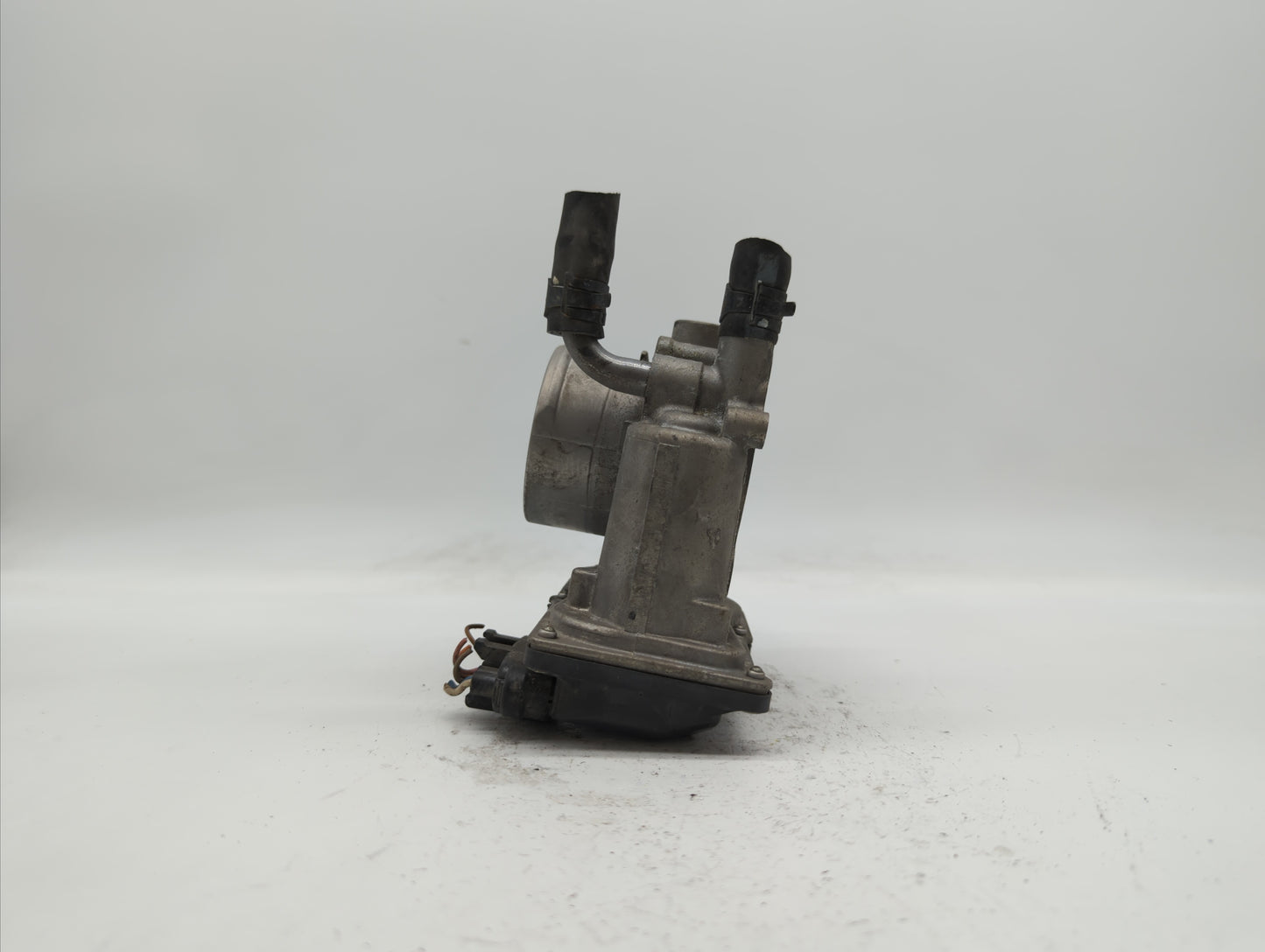 2012-2019 Kia Soul Throttle Body P/N:35100-2B310 5302-1S02, 35100-2B300 Fits Fits 2012 2013 2014 2015 2016 2017 2018 2019 OE
