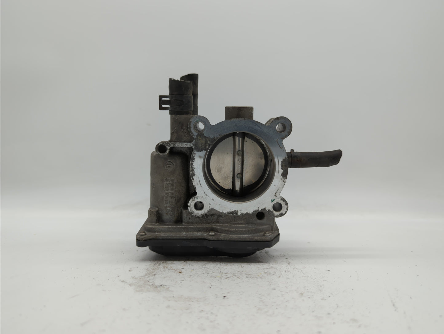 2012-2019 Kia Soul Throttle Body P/N:35100-2B310 5302-1S02, 35100-2B300 Fits Fits 2012 2013 2014 2015 2016 2017 2018 2019 OE