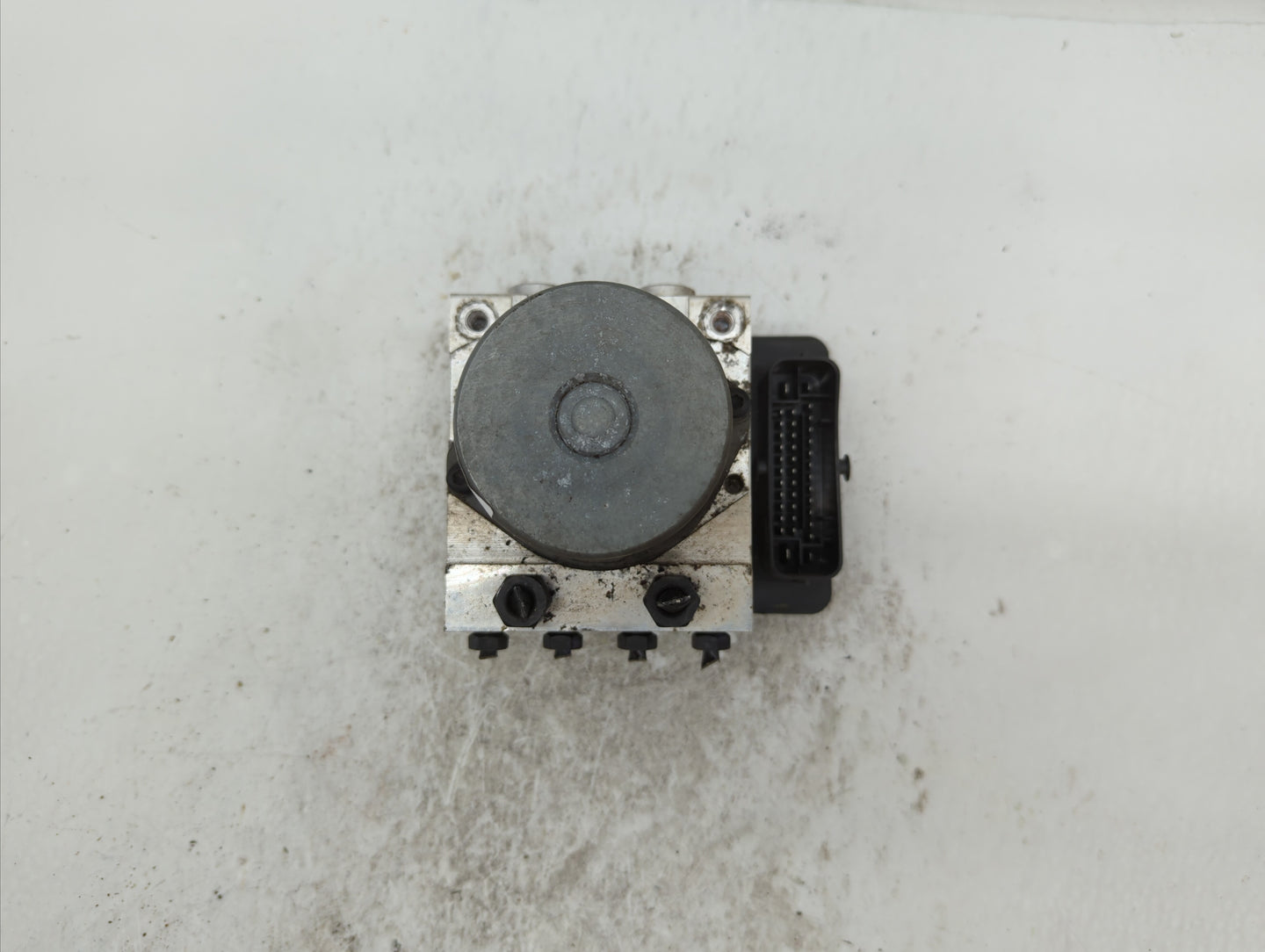 2017-2019 Kia Soul ABS Pump Control Module Replacement P/N:B2589-33540 58900-B2120, B2589-24540 Fits Fits 2017 2018 2019 OEM