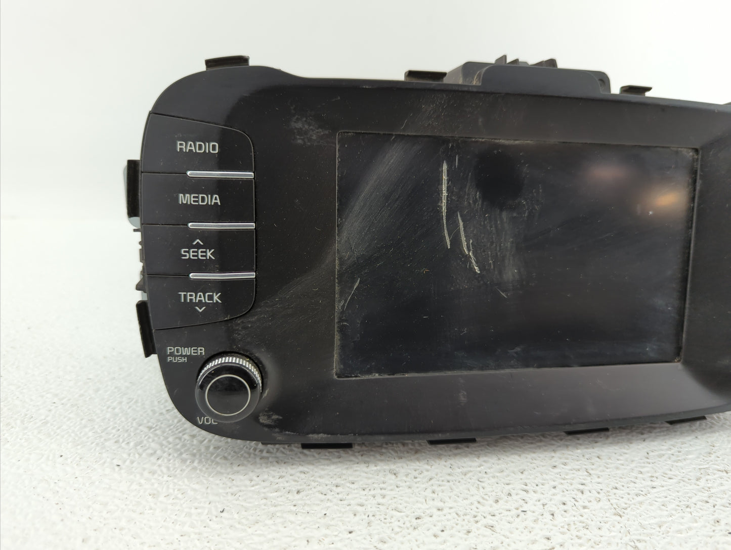 2017-2019 Kia Soul Am Fm Cd Player Radio Receiver - Oemusedautoparts1.com