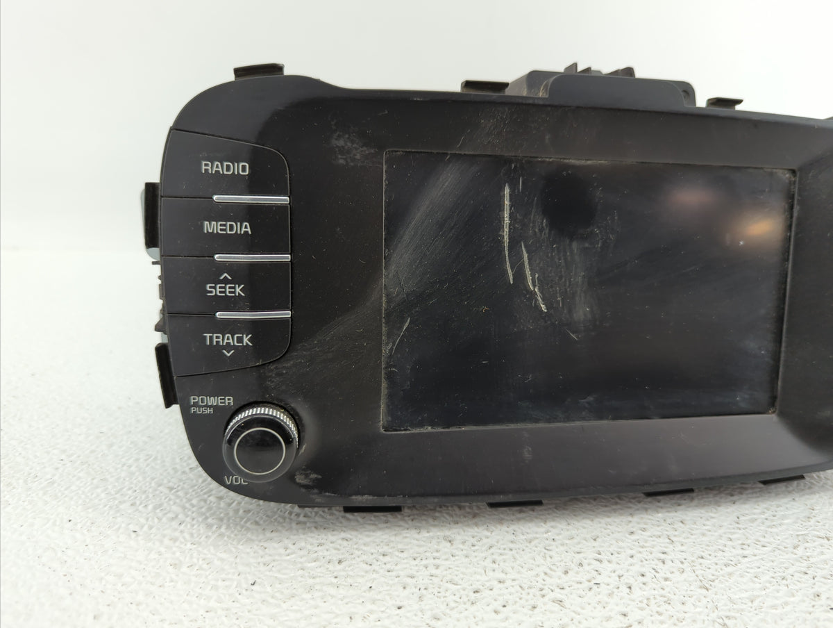 2017-2019 Kia Soul Am Fm Cd Player Radio Receiver 346077 - Oemusedautoparts1.com