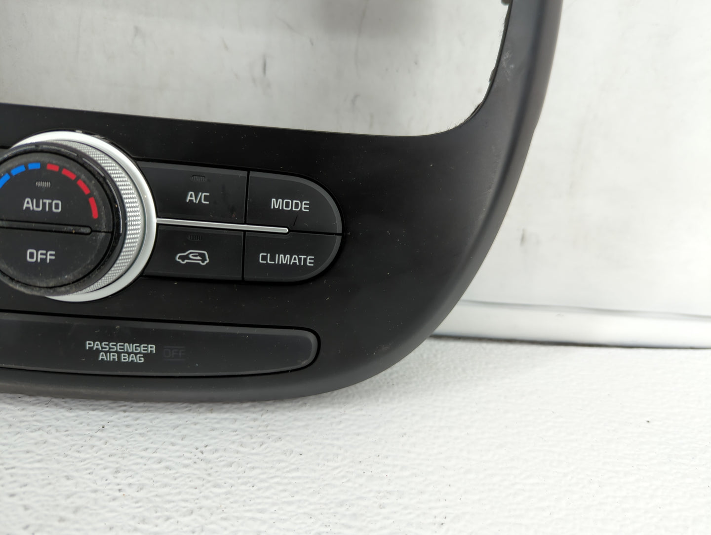 2017-2019 Kia Soul Climate Control Module Temperature AC/Heater Replacement P/N:97250-B2DQ1CA 97250-B2GQ1CA Fits OEM Used Au