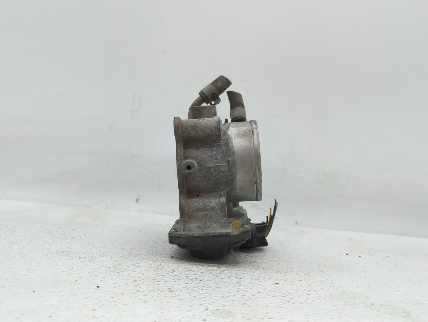 2014-2019 Kia Soul Throttle Body P/N:35100-2E000 1302150124, 35100-2E710 Fits Fits 2011 2012 2013 2014 2015 2016 2017 2018 2