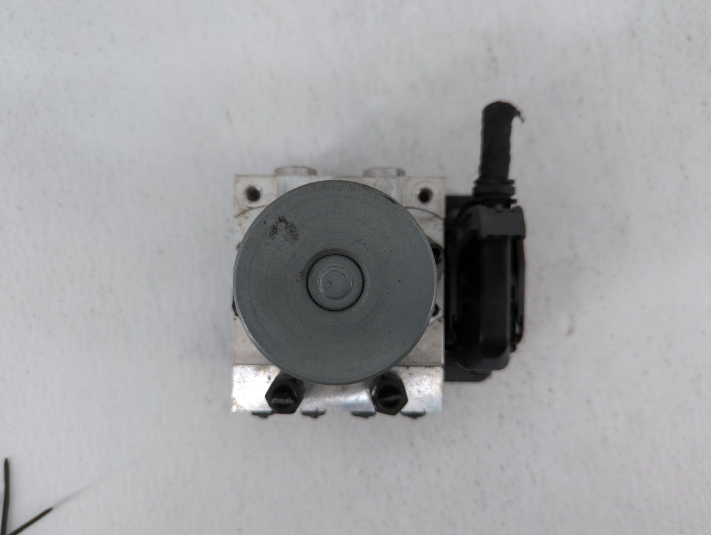 2017-2019 Kia Soul ABS Pump Control Module Replacement P/N:B2589-33540 58900-B2120, B2589-24540 Fits Fits 2017 2018 2019 OEM