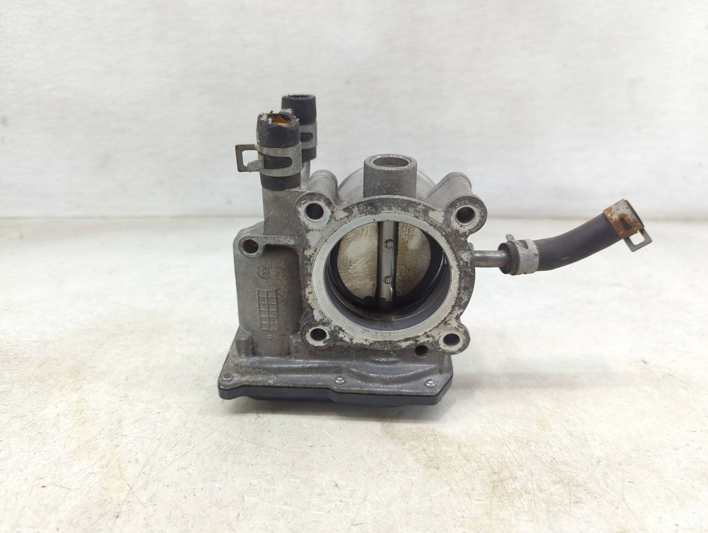 2012-2019 Kia Soul Throttle Body P/N:D1660 5302 07T04, 35100-2B300 Fits Fits 2012 2013 2014 2015 2016 2017 2018 2019 OEM Use
