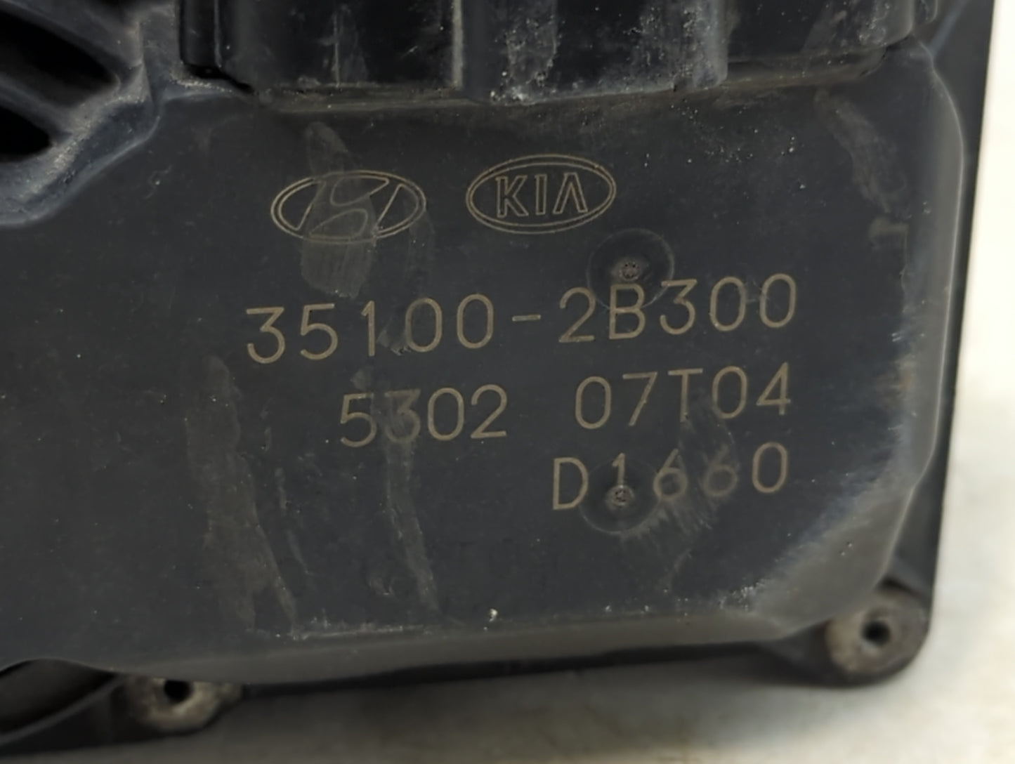 2012-2019 Kia Soul Throttle Body P/N:D1660 5302 07T04, 35100-2B300 Fits Fits 2012 2013 2014 2015 2016 2017 2018 2019 OEM Use