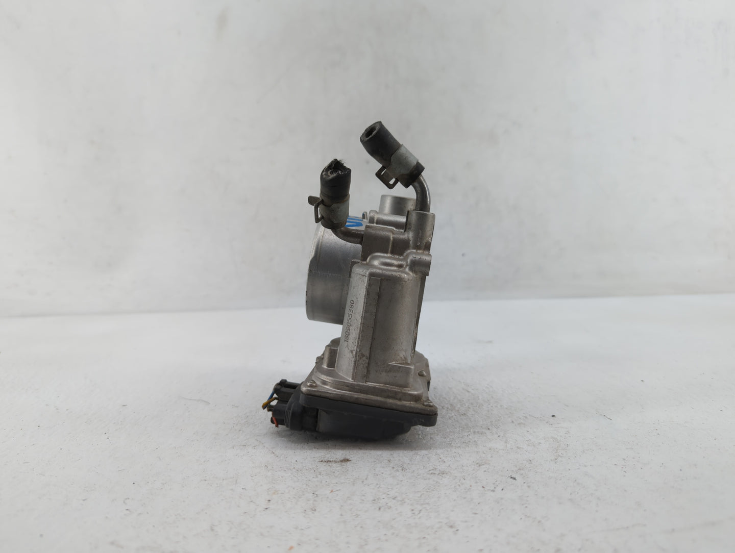 2014-2019 Kia Soul Throttle Body P/N:35100-2E000 Fits Fits 2011 2012 2013 2014 2015 2016 2017 2018 2019 2020 2021 OEM Used A