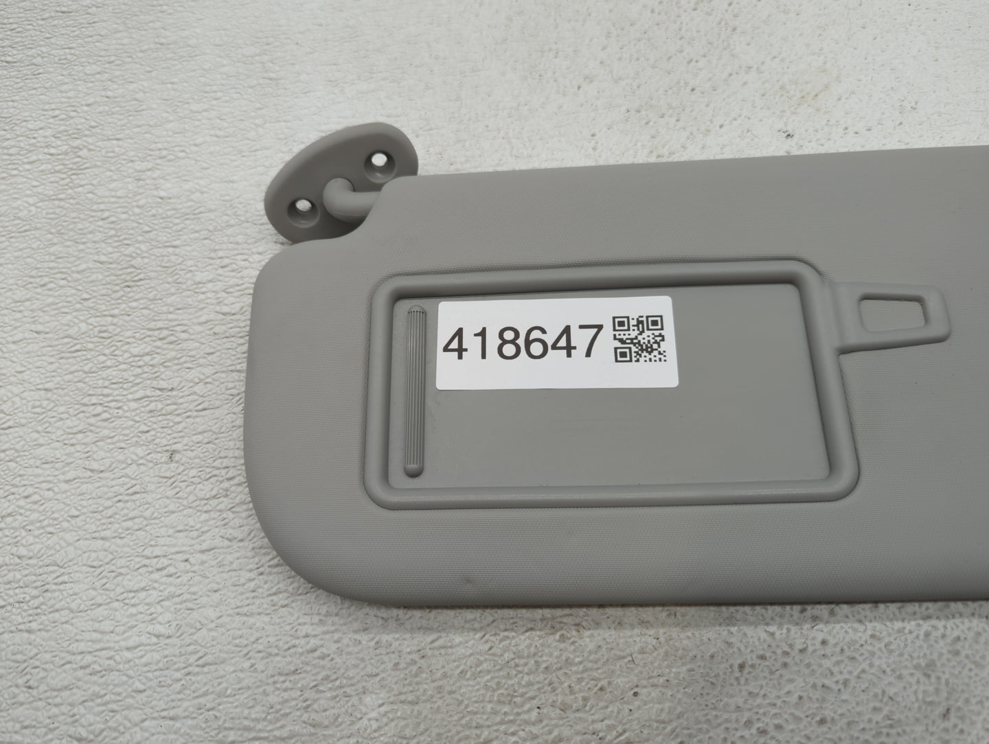 2014-2019 Kia Soul Sun Visor Shade Replacement Driver Left Mirror Fits Fits 2014 2015 2016 2017 2018 2019 OEM Used Auto Part