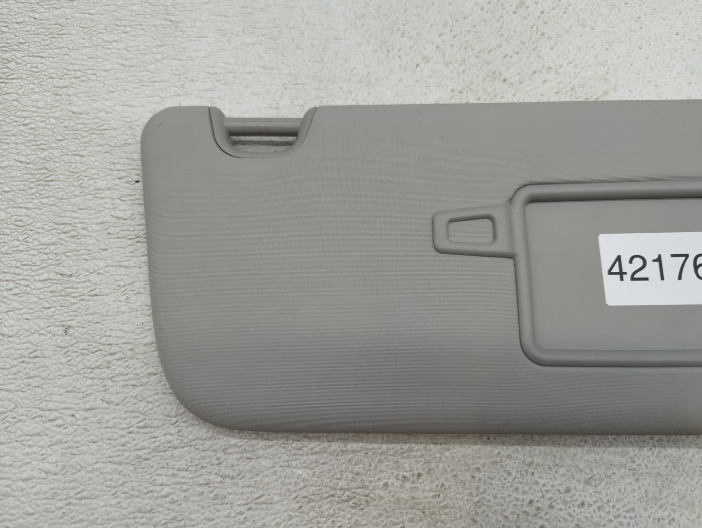 2014-2019 Kia Soul Sun Visor Shade Replacement Passenger Right Mirror Fits Fits 2014 2015 2016 2017 2018 2019 OEM Used Auto 