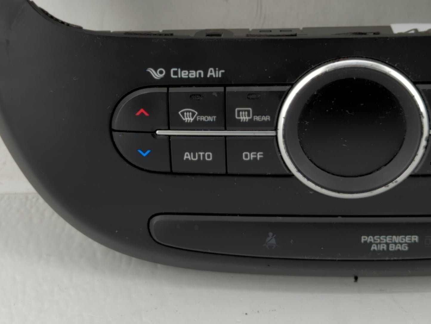 2017-2019 Kia Soul Climate Control Module Temperature AC/Heater Replacement P/N:97250-B2GQ1CA 97250-B2DQ1CA Fits OEM Used Au