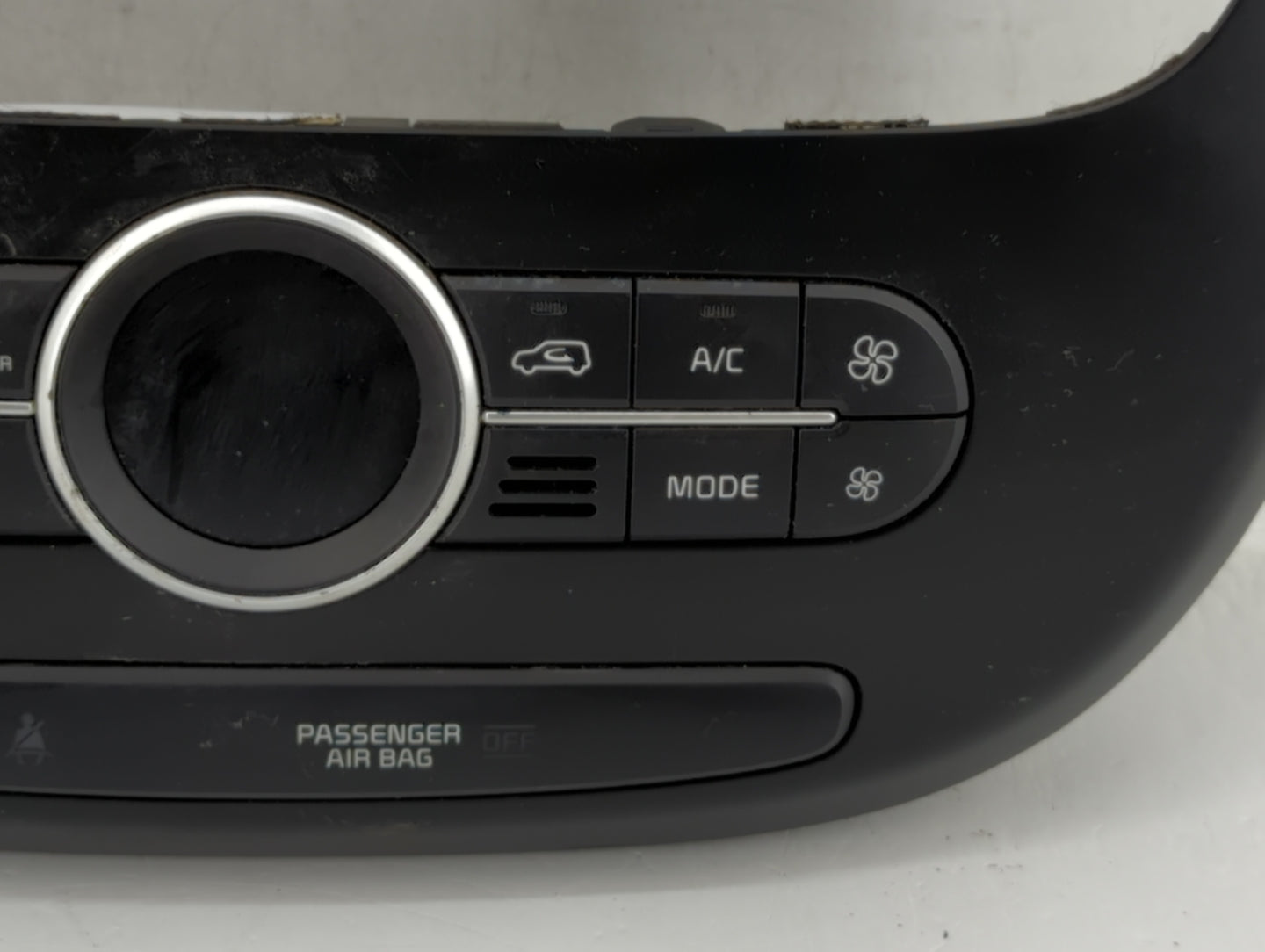 2017-2019 Kia Soul Climate Control Module Temperature AC/Heater Replacement P/N:97250-B2GQ1CA 97250-B2DQ1CA Fits OEM Used Au