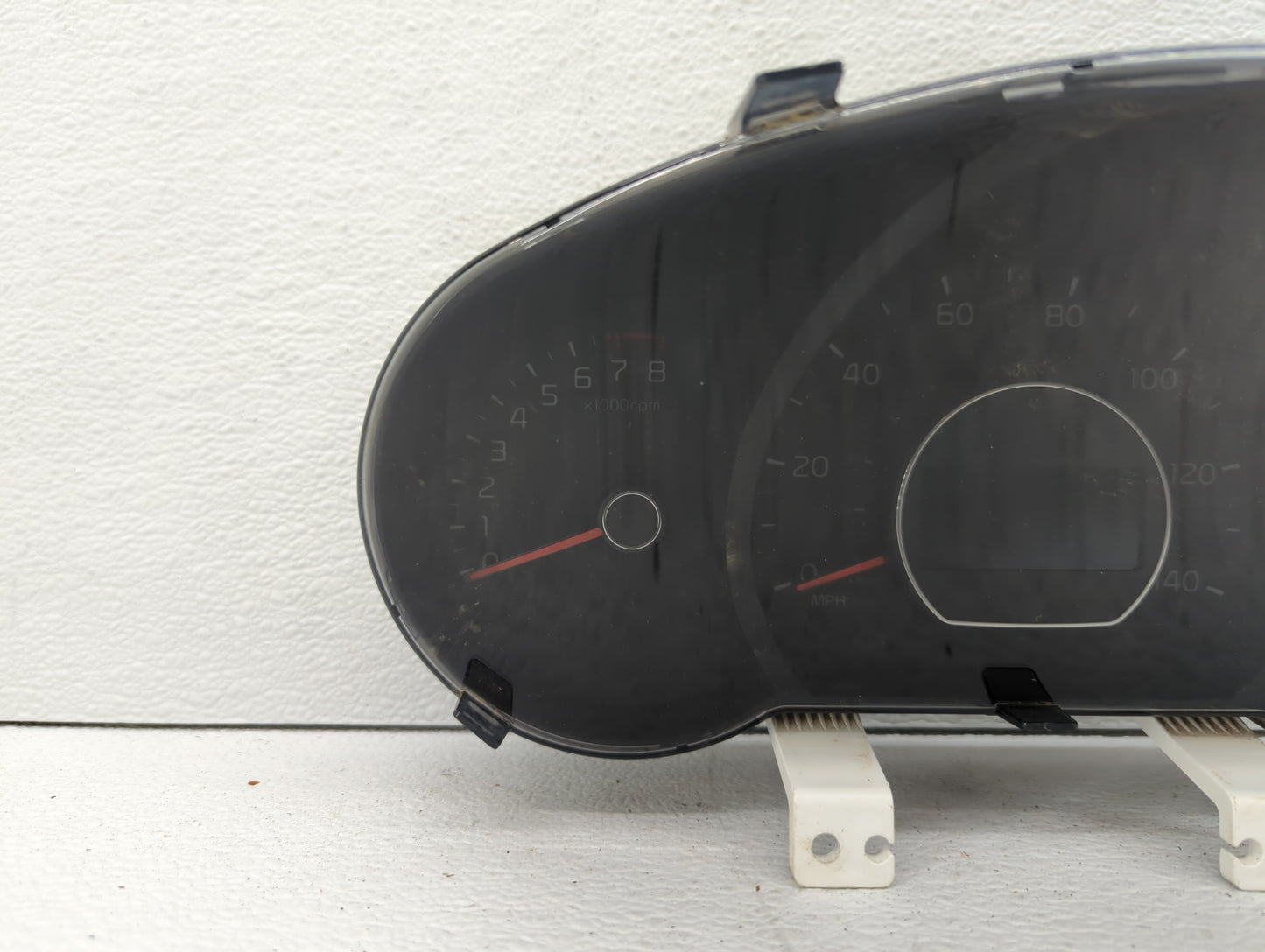 2017-2019 Kia Soul Instrument Cluster Speedometer Gauges P/N:94006-B2720 Fits Fits 2017 2018 2019 OEM Used Auto Parts - Oemu