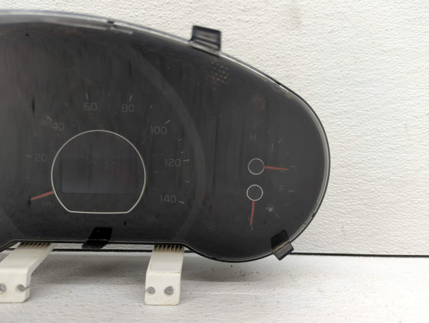 2017-2019 Kia Soul Instrument Cluster Speedometer Gauges P/N:94006-B2720 Fits Fits 2017 2018 2019 OEM Used Auto Parts - Oemu