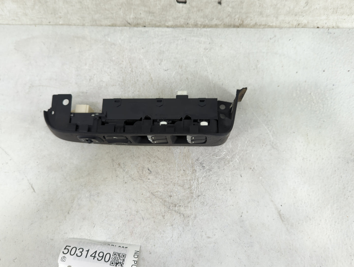 2017-2019 Kia Soul Master Power Window Switch Replacement Driver Side Left P/N:93570-B2140 Fits Fits 2017 2018 2019 OEM Used