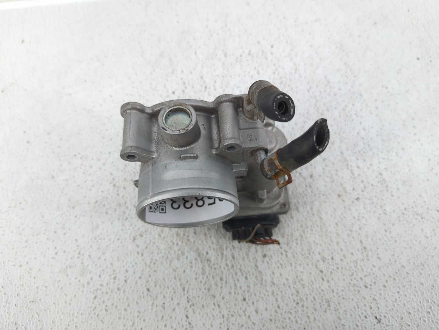 2014-2019 Kia Soul Throttle Body P/N:35100-2E000 Fits Fits 2011 2012 2013 2014 2015 2016 2017 2018 2019 2020 2021 OEM Used A