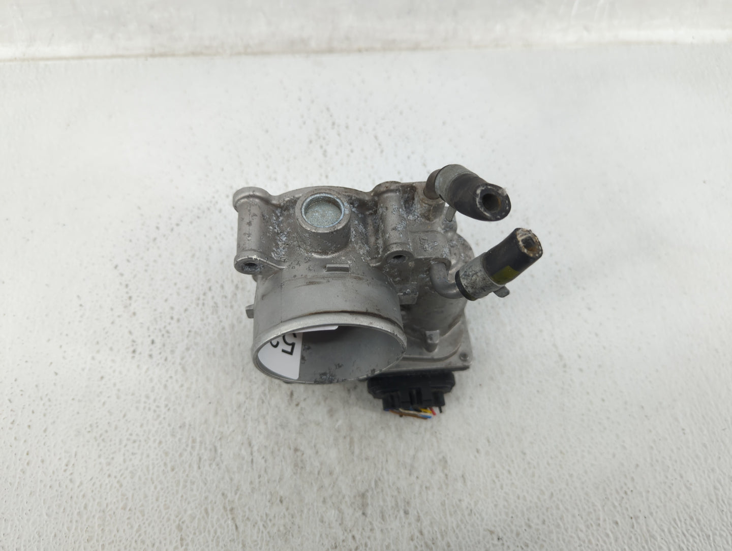 2014-2019 Kia Soul Throttle Body P/N:35100-2E000 35100-2E710 Fits Fits 2011 2012 2013 2014 2015 2016 2017 2018 2019 2020 202