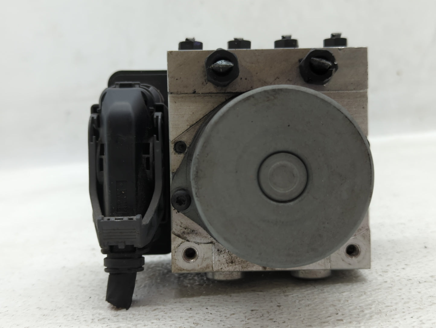 2017-2019 Kia Soul ABS Pump Control Module Replacement P/N:58900-B2120 Fits Fits 2017 2018 2019 OEM Used Auto Parts - Oemuse