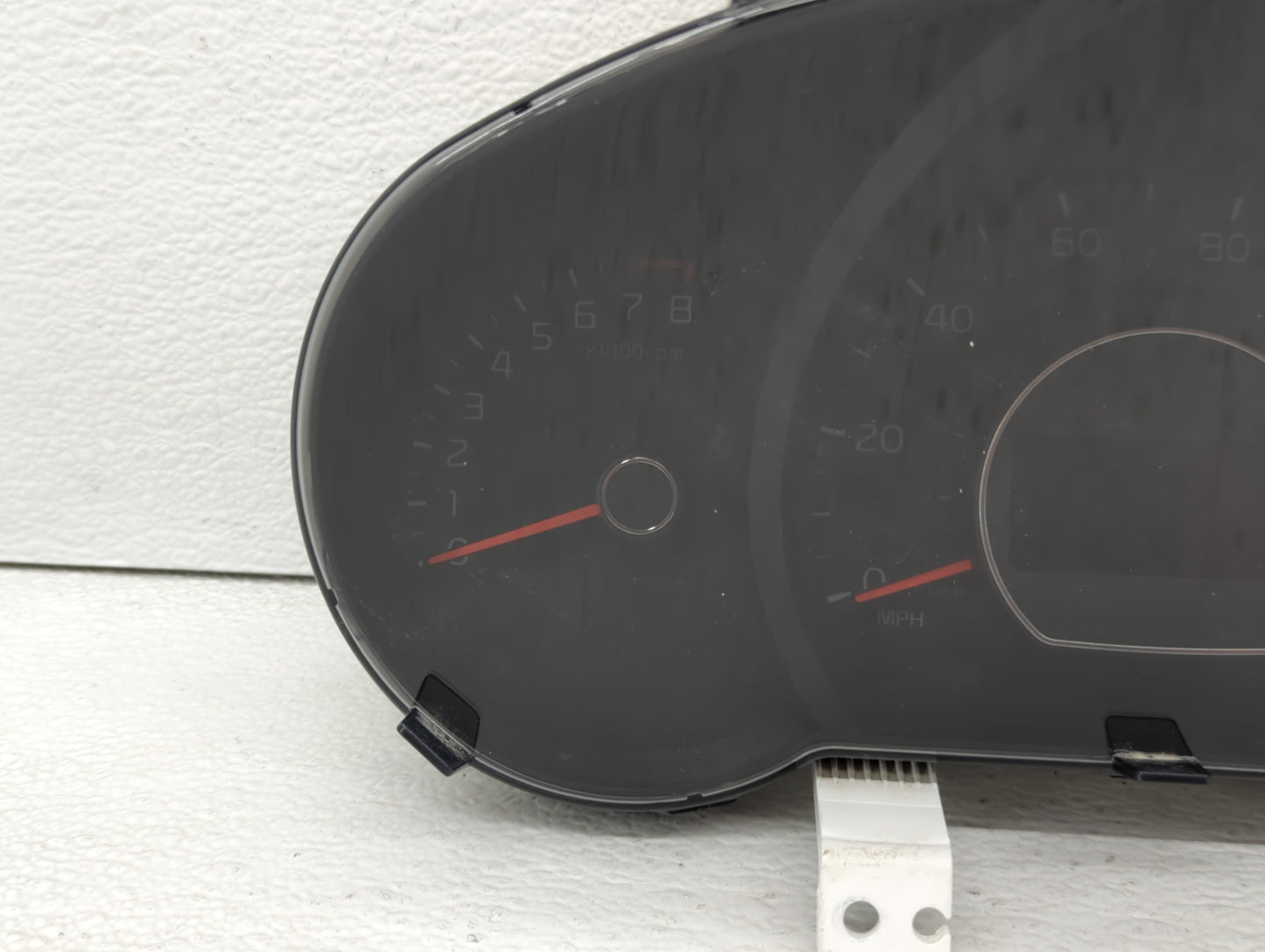 2017-2019 Kia Soul Instrument Cluster Speedometer Gauges P/N:94006-B2720 Fits Fits 2017 2018 2019 OEM Used Auto Parts - Oemu