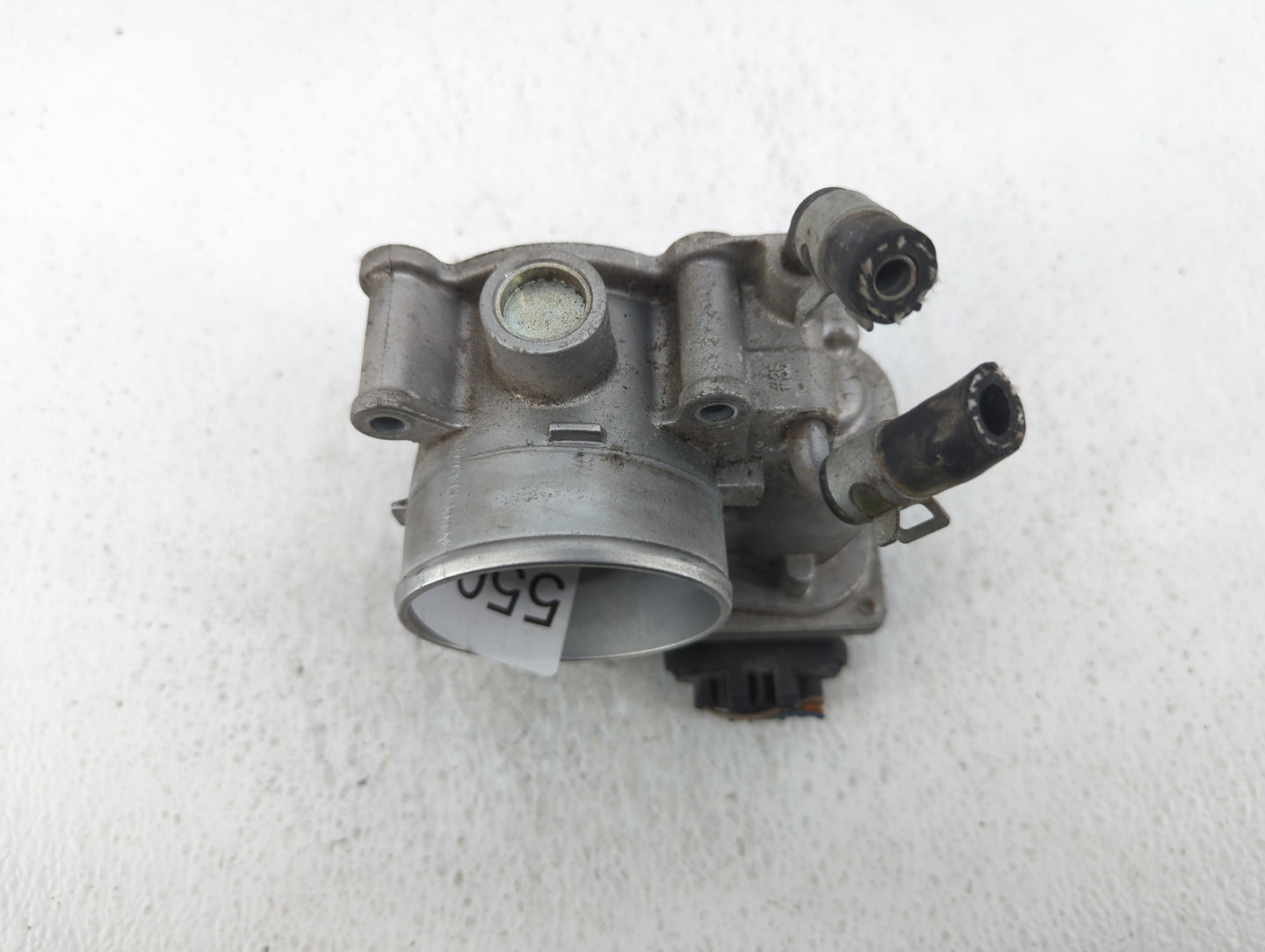 2014-2019 Kia Soul Throttle Body P/N:35100-2E000 Fits Fits 2011 2012 2013 2014 2015 2016 2017 2018 2019 2020 2021 OEM Used A