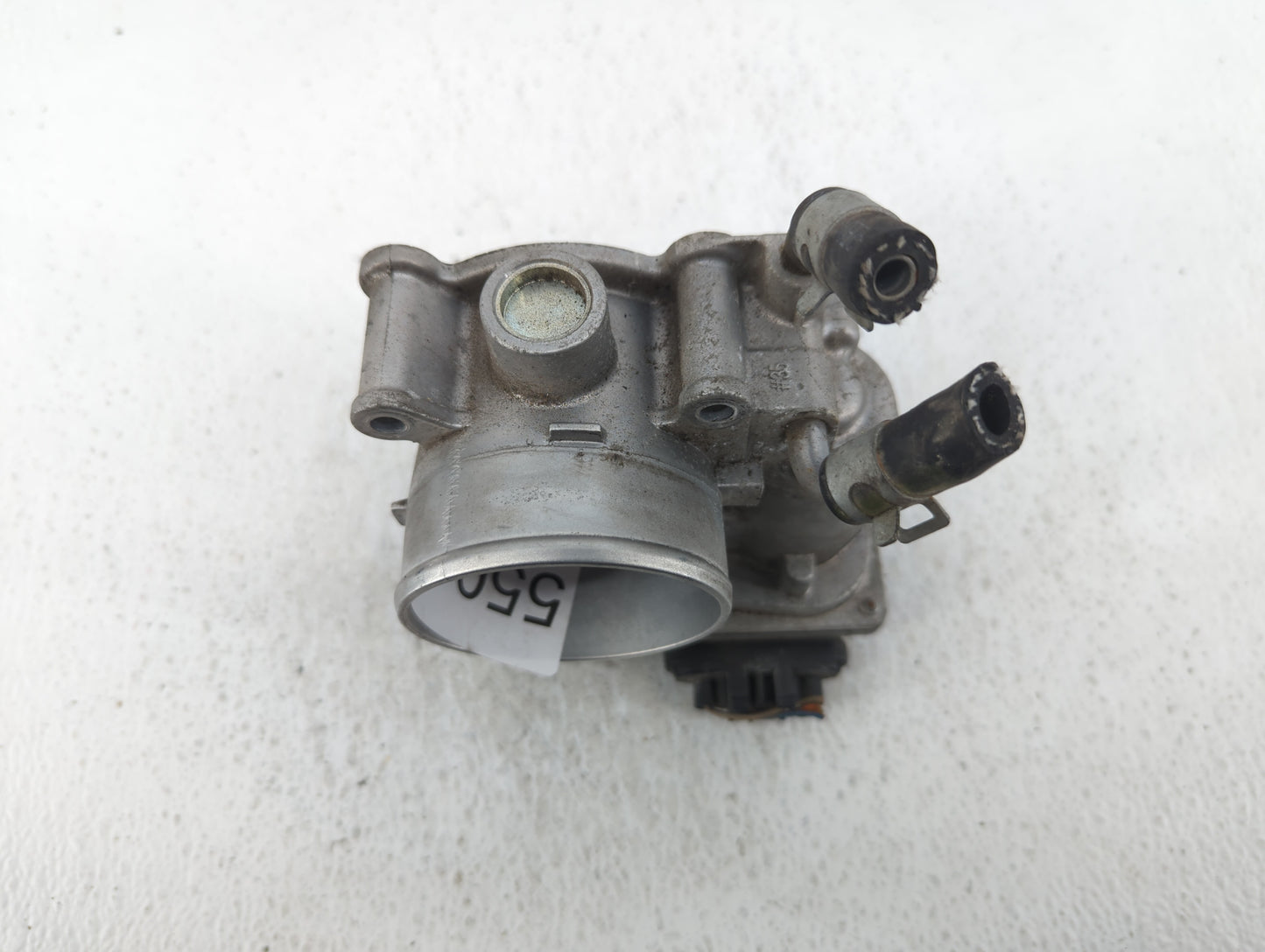 2014-2019 Kia Soul Throttle Body P/N:35100-2E000 Fits Fits 2011 2012 2013 2014 2015 2016 2017 2018 2019 2020 2021 OEM Used A