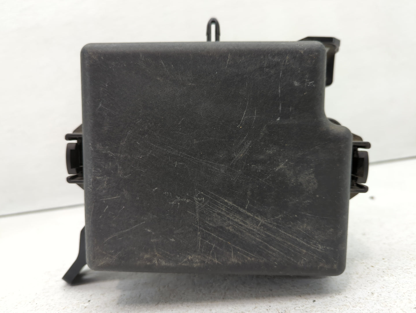 2017-2019 Kia Soul Fusebox Fuse Box Panel Relay Module P/N:91713B2770 Fits Fits 2017 2018 2019 OEM Used Auto Parts - Oemused