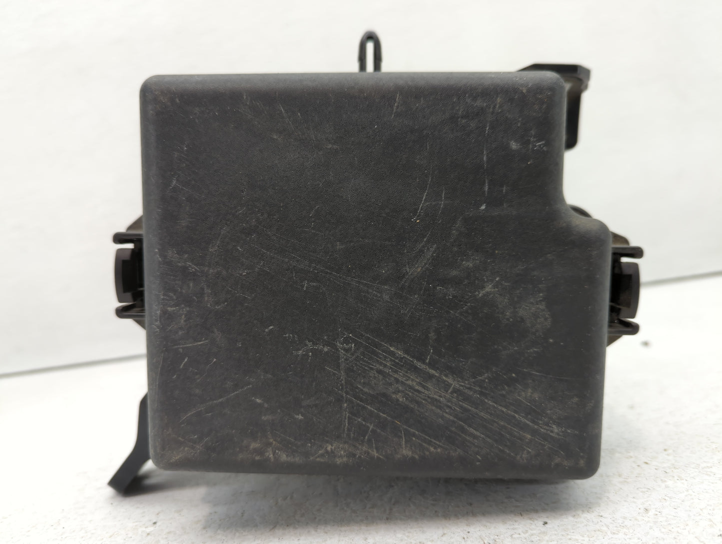 2017-2019 Kia Soul Fusebox Fuse Box Panel Relay Module P/N:91713B2770 Fits Fits 2017 2018 2019 OEM Used Auto Parts - Oemused